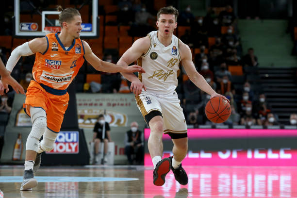 更完整的S 更完整的S